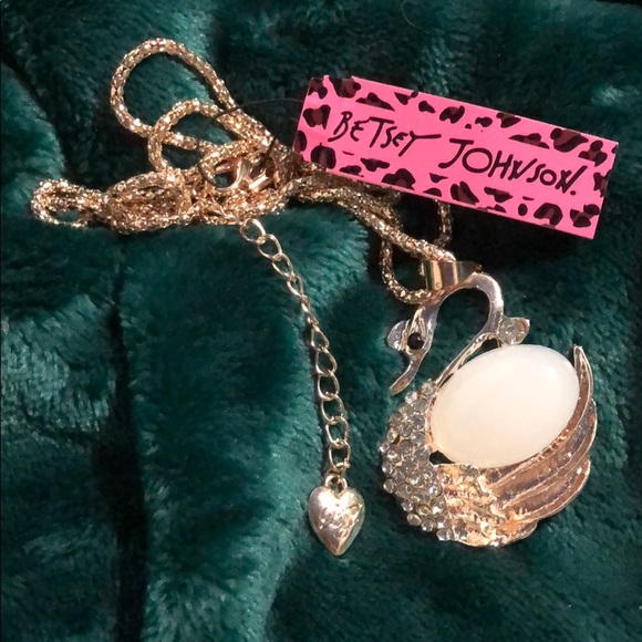 Betsey Johnson Swan Charm - Picture 4 of 4